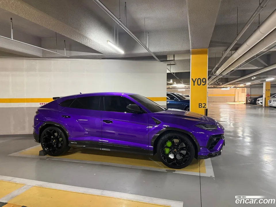 Lamborghini Urus 4.0 V8 2023 — миниатюра 5