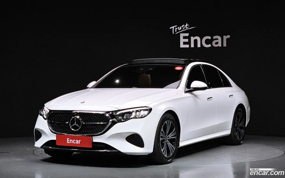 Mercedes-Benz E-Class E200 2025 — фото 1, купить с доставкой в Москву