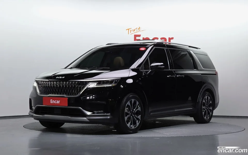 Kia Carnival 9 2022 — фото 1, купить с доставкой в Москву