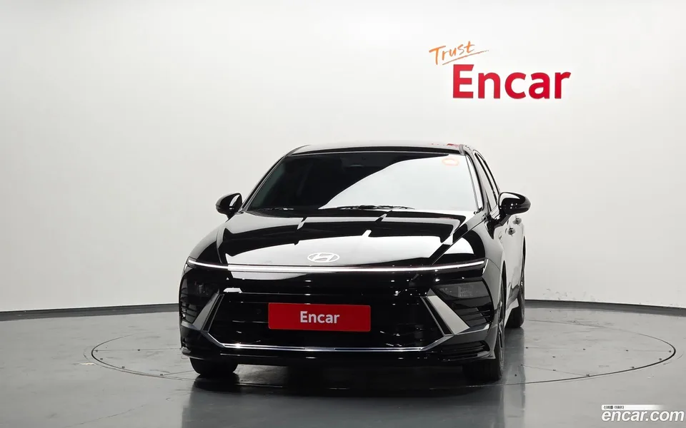 Hyundai Sonata The Edge 2.0 2023 — миниатюра 3