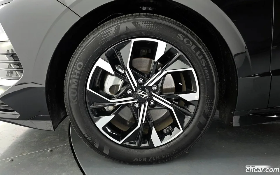 Hyundai Sonata The Edge 2.0 2023 — миниатюра 5