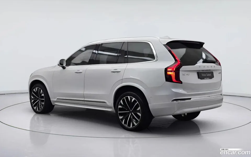 Volvo XC90 B6 2025 — миниатюра 4