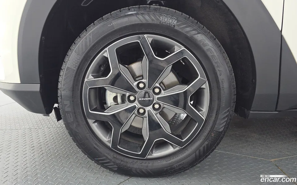 KG Mobility Torres 1.5 2WD 2022 — миниатюра 5
