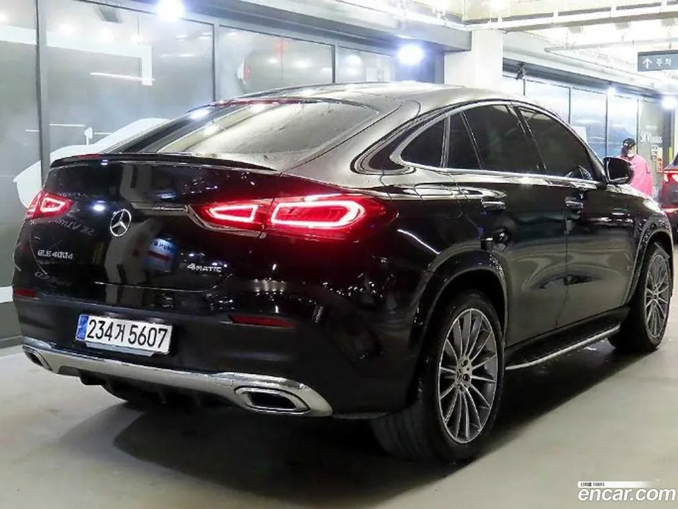 Mercedes-Benz GLE-Class GLE400d 4MATIC 2023 — миниатюра 4