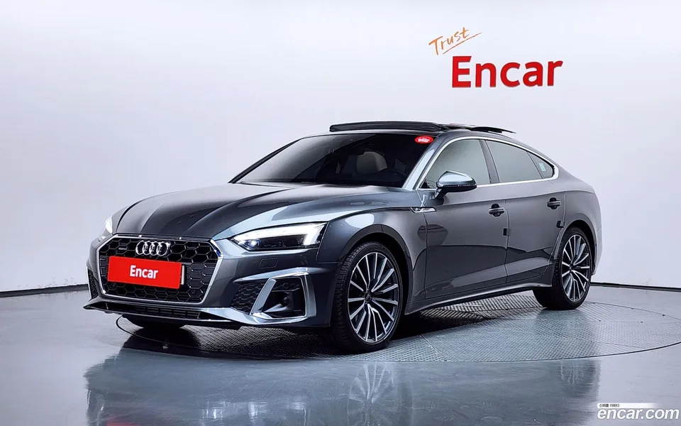 Audi A5 40 TFSI 2023 — фото 1, купить с доставкой в Москву