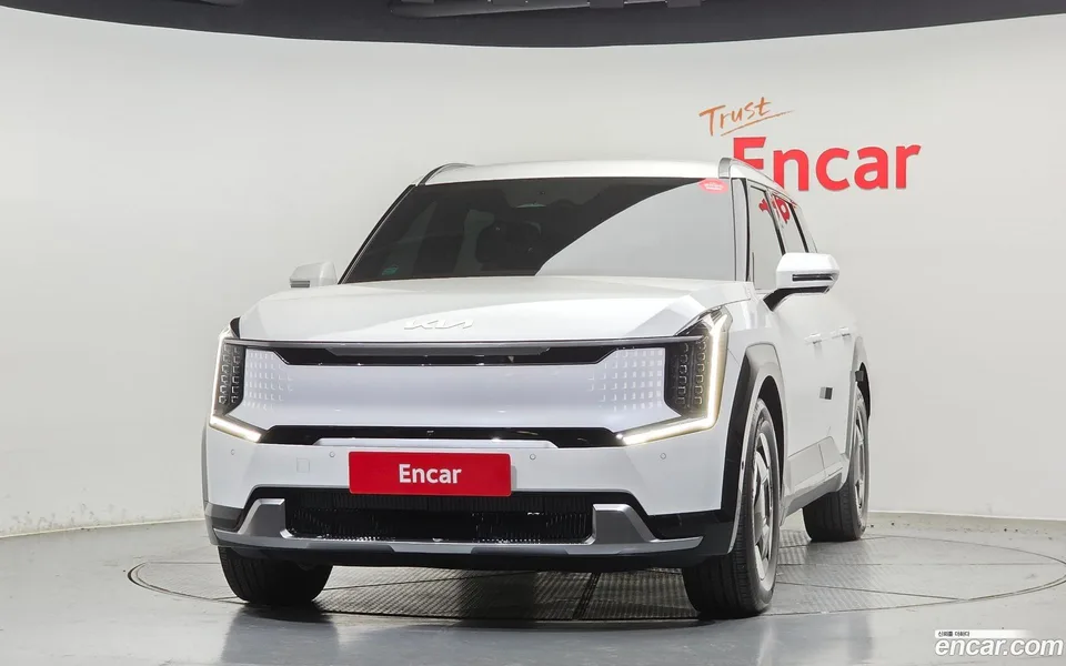Kia EV9 2WD 2023 — миниатюра 3