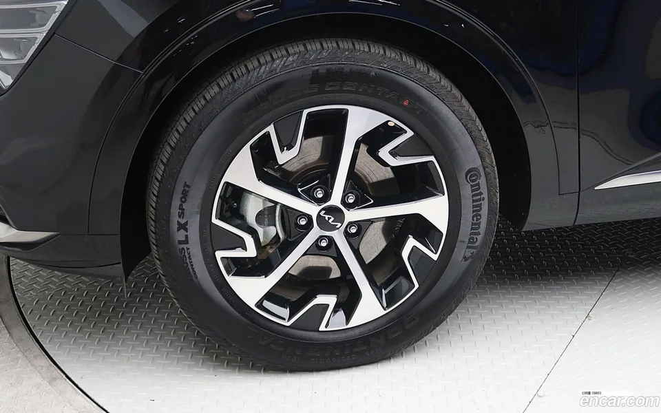 Kia Sportage Hybrid 2WD 2024 — миниатюра 2