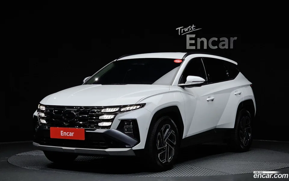 Hyundai Tucson NX4 1.6 2WD 2024 — фото 1, купить с доставкой в Москву