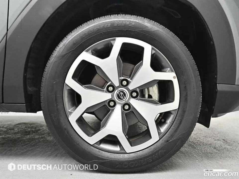 KG Mobility Torres 1.5 2WD 2022 — thumbnail 2