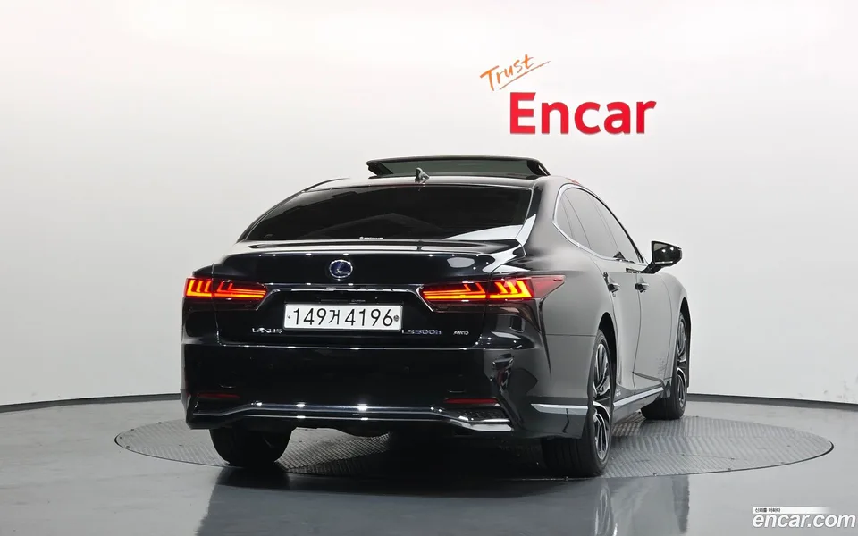 Lexus LS 500h 3.5 AWD 2022 — миниатюра 4