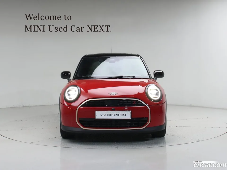MINI Cooper S 5 2025 — thumbnail 3