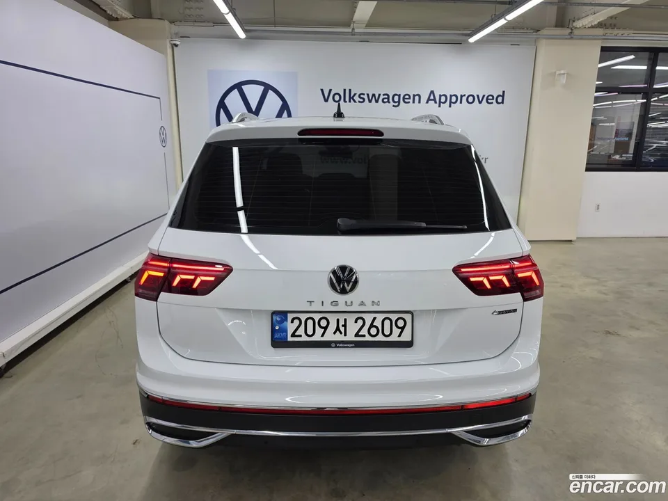 Volkswagen Tiguan 2.0 TDI 4 2022 — миниатюра 4