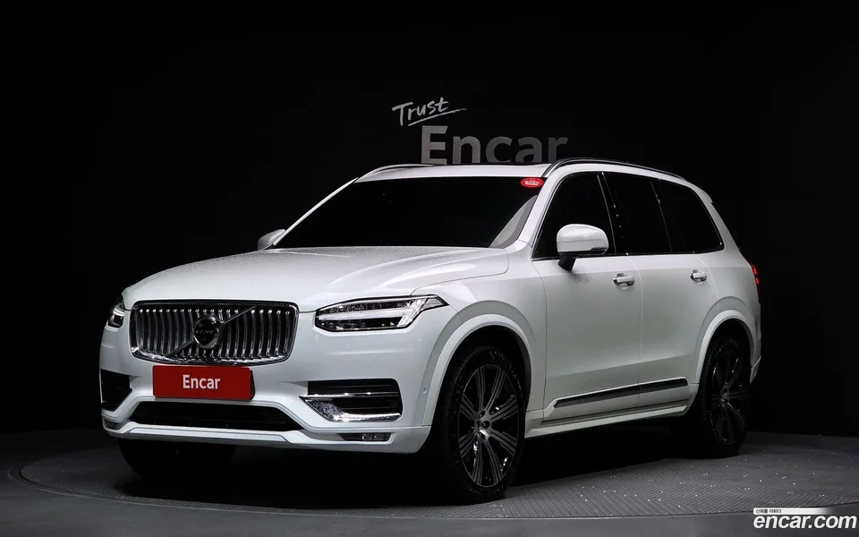Volvo XC90 B6 2022 — фото 1, купить с доставкой в Москву