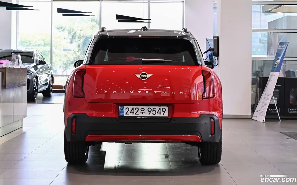 MINI Cooper S Countryman ALL4 2024 — миниатюра 4