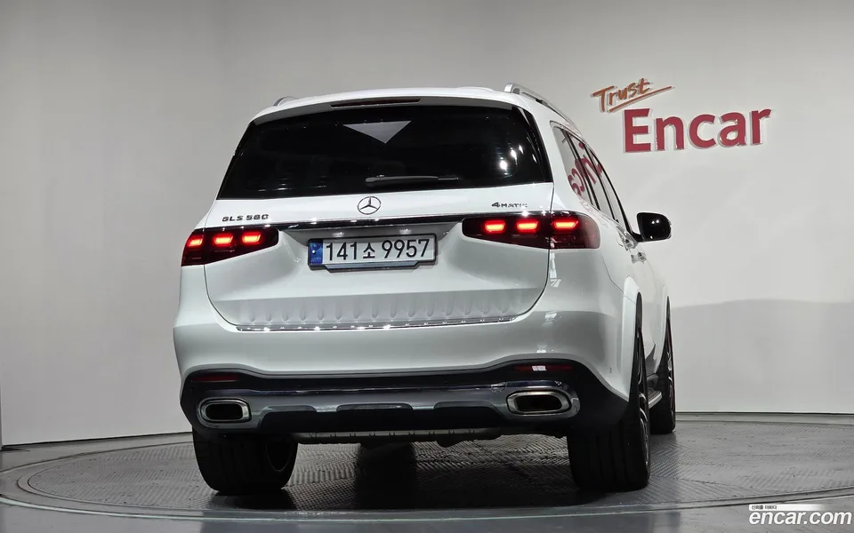 Mercedes-Benz GLS-Class GLS580 4MATIC 2024 — миниатюра 4