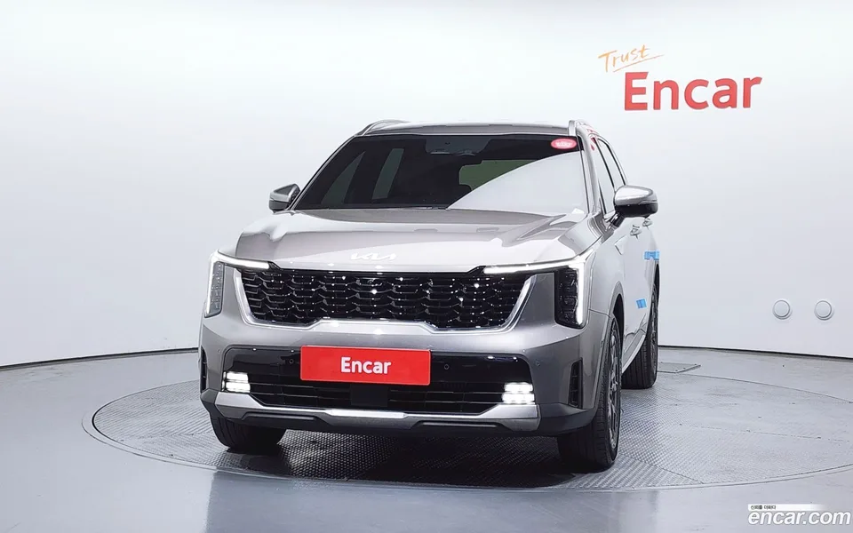 Kia Sorento HEV 1.6 2WD 2023 — миниатюра 3