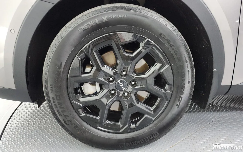 Kia Sorento HEV 1.6 2WD 2023 — миниатюра 5