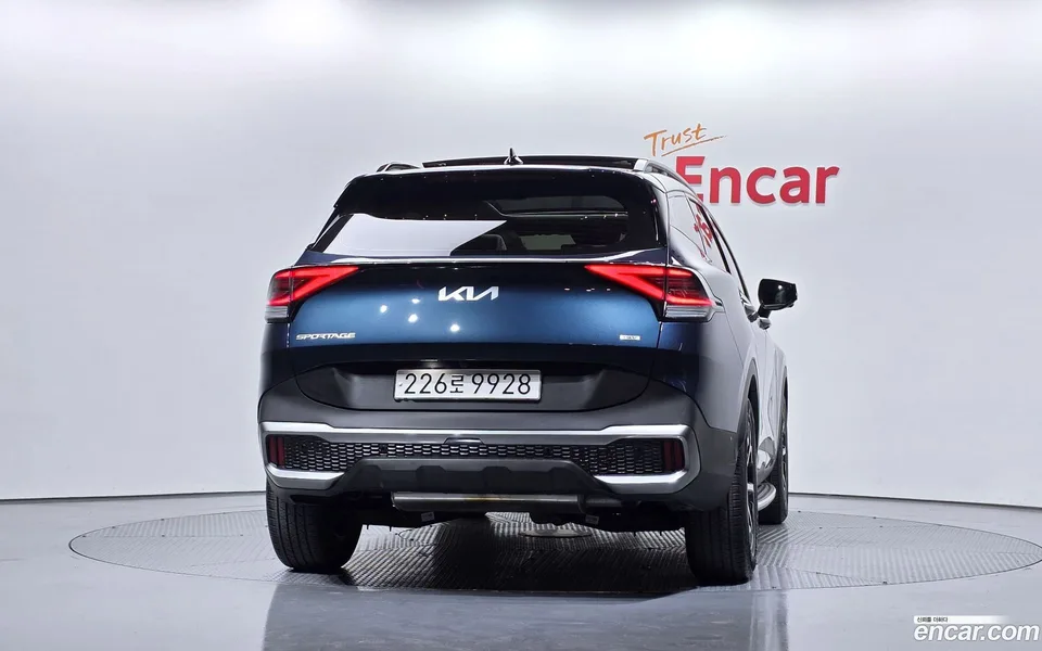 Kia Sportage Hybrid 2WD 2022 — миниатюра 4
