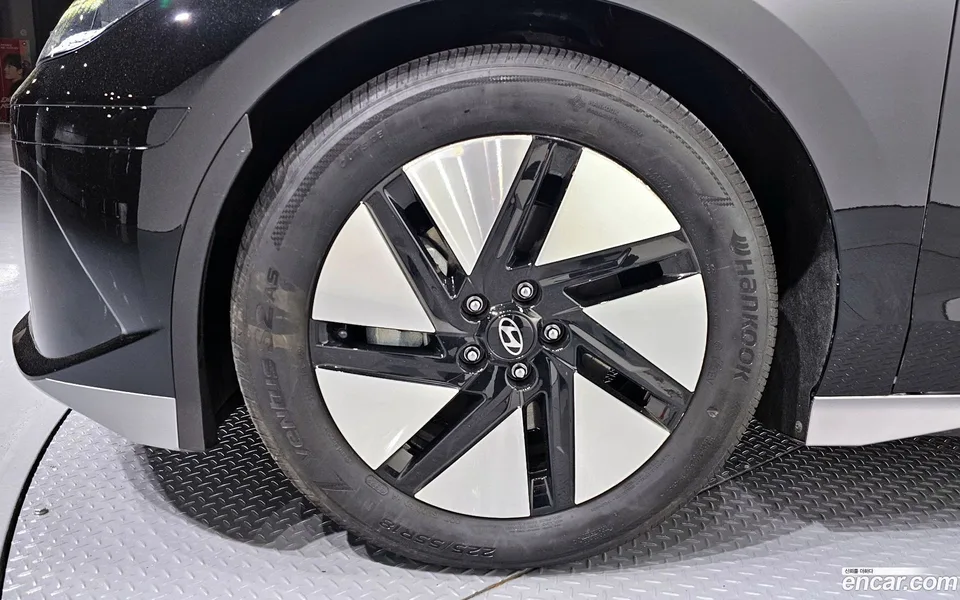 Hyundai Ioniq 6 AWD 2022 — миниатюра 2