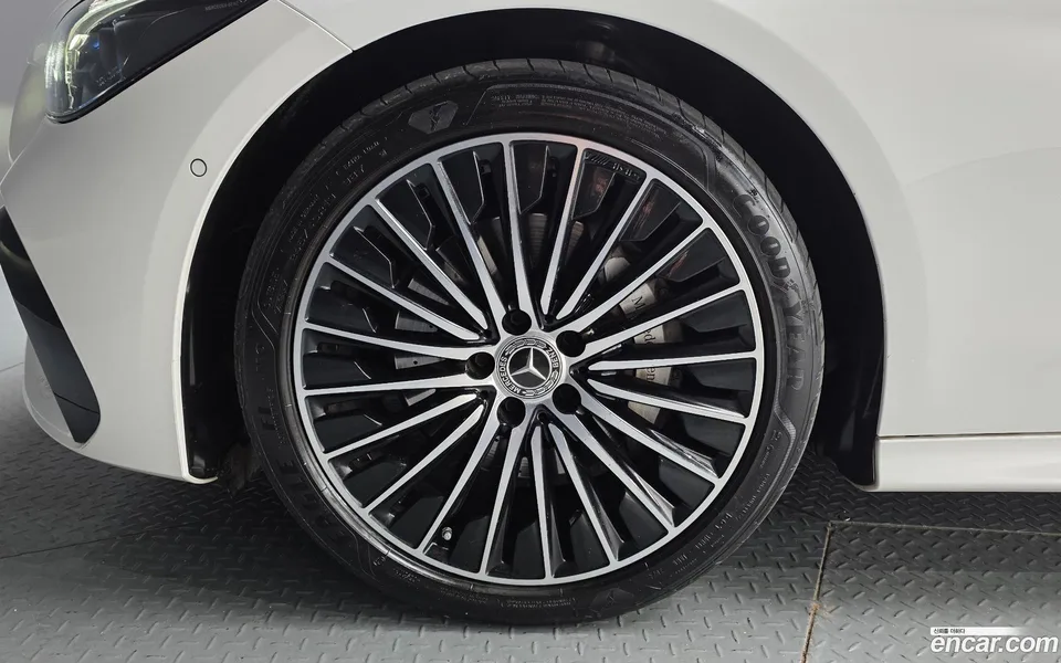 Mercedes-Benz CLE-Class CLE200 2024 — миниатюра 2