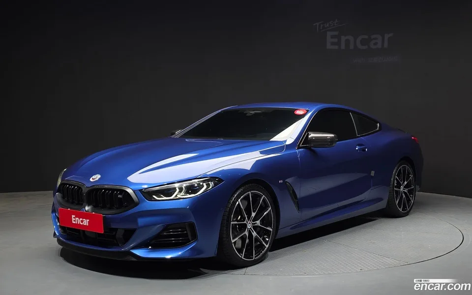 BMW 8 Series M850i xDrive 2022 — фото 1, купить с доставкой в Москву