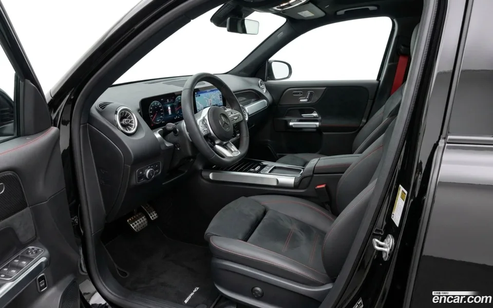 Mercedes-Benz GLB-Class AMG GLB35 4MATIC 2025 — миниатюра 5