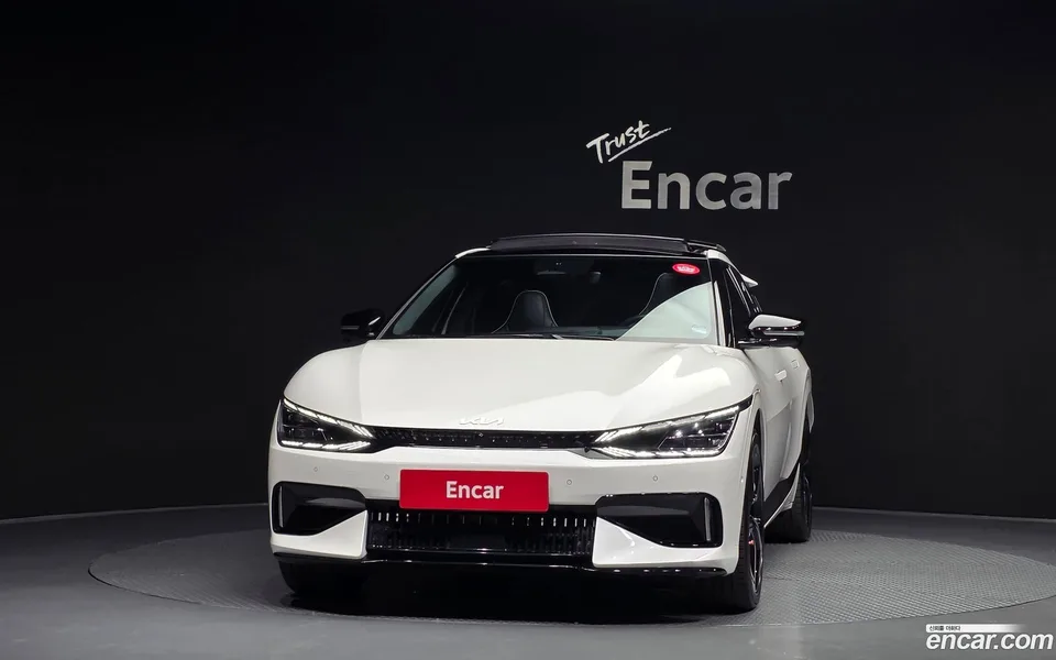 Kia EV6 GT 4WD 2023 — миниатюра 3