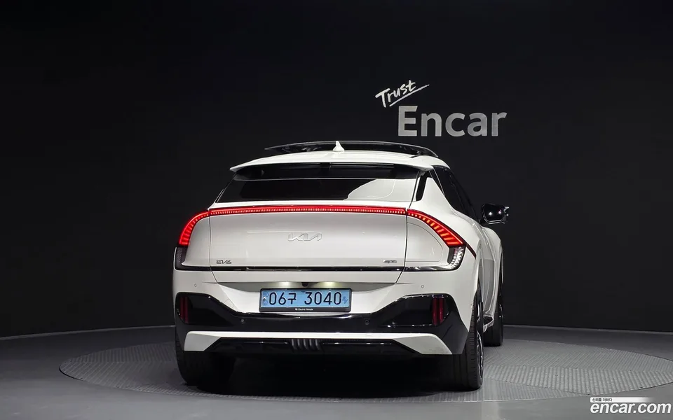 Kia EV6 GT 4WD 2023 — миниатюра 4