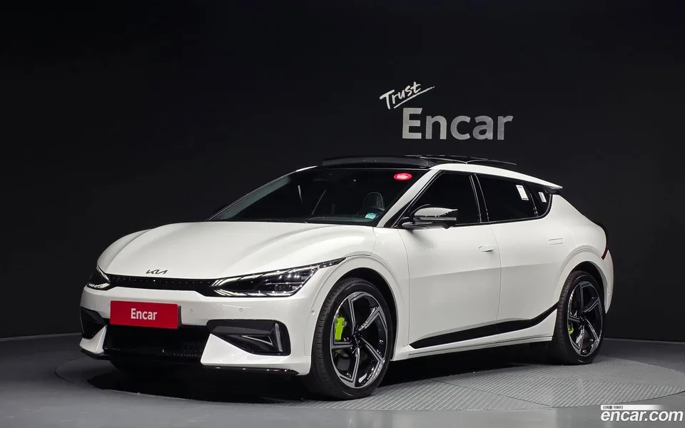Kia EV6 GT 4WD 2023 — фото 1, купить с доставкой в Москву