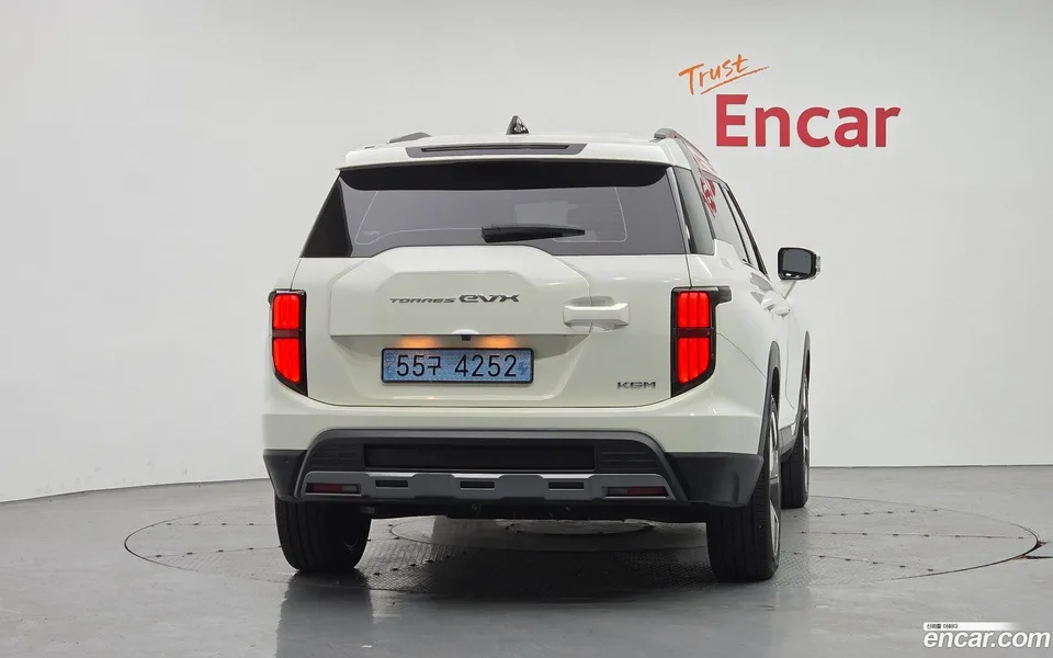 KG Mobility Torres EVX E7 2023 — миниатюра 4