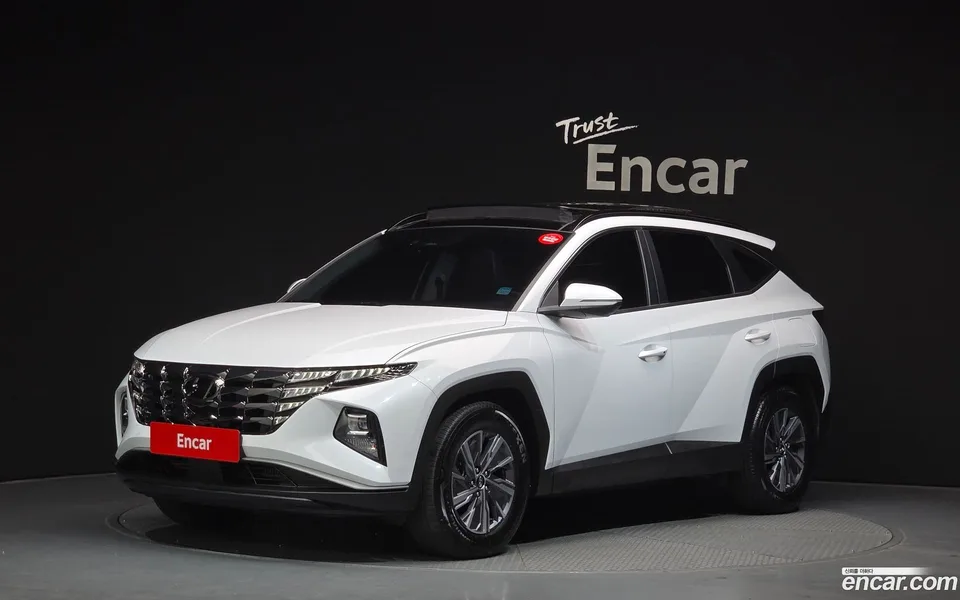 Hyundai Tucson Hybrid 2WD 2022 — photo 1, buy with delivery to Moscow