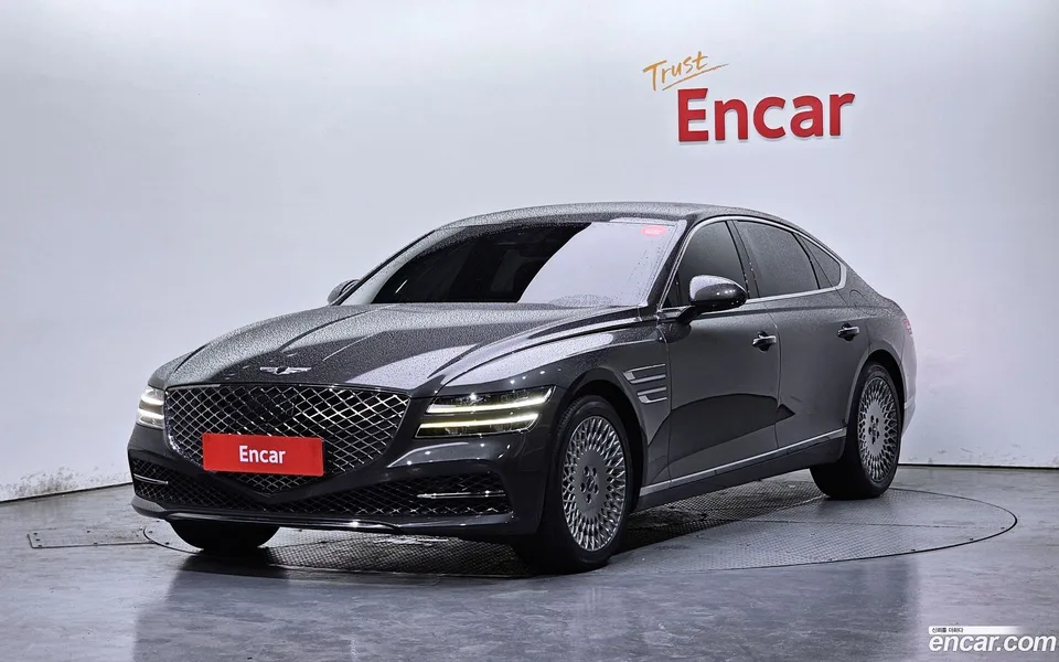 Genesis G80 2.5 2WD 2022 — фото 1, купить с доставкой в Москву