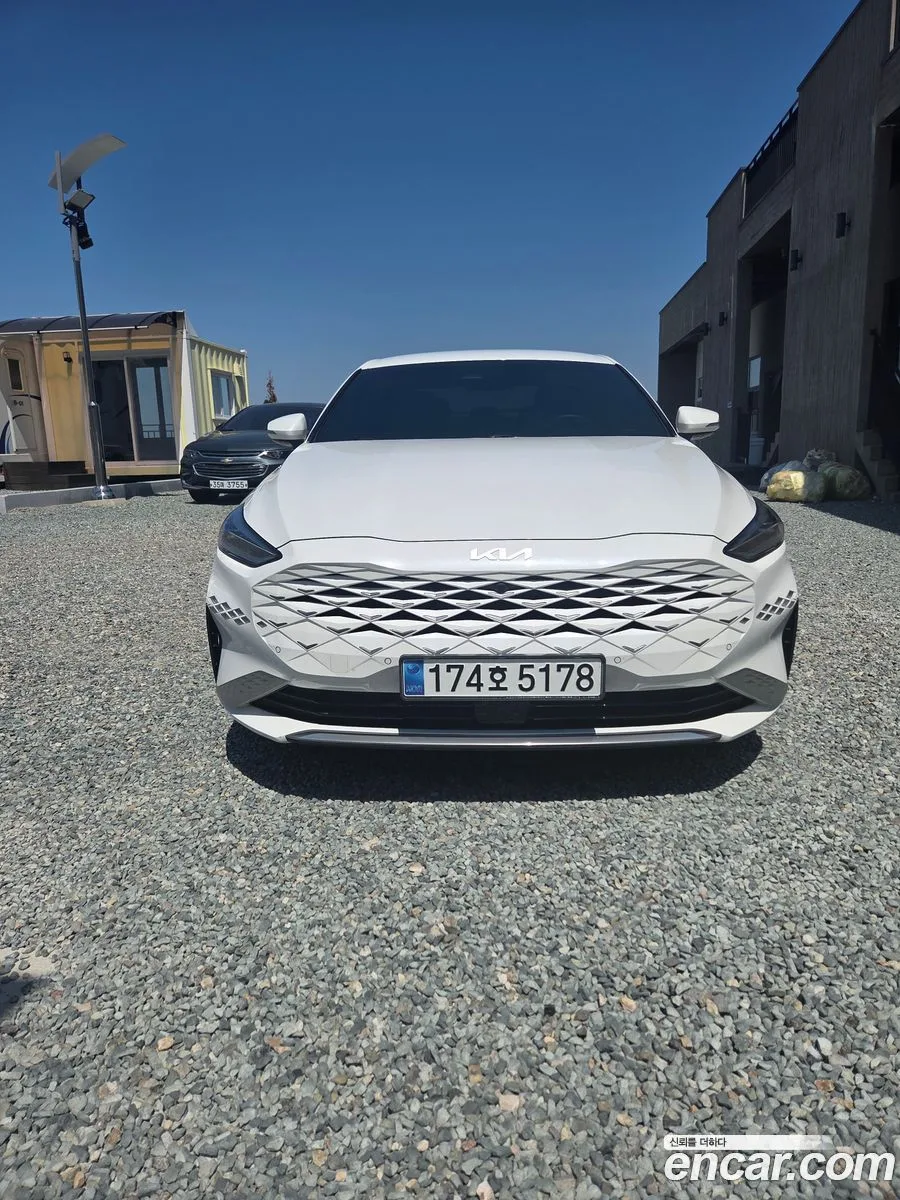 Kia K8 2.5 2WD 2023 — фото 1, купить с доставкой в Москву