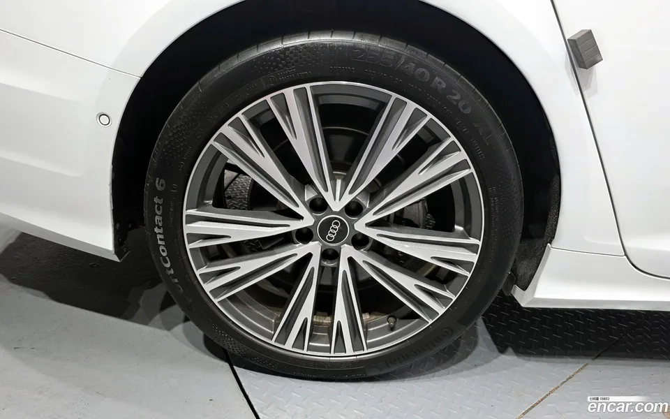 Audi A6 45 TFSI 2023 — миниатюра 5