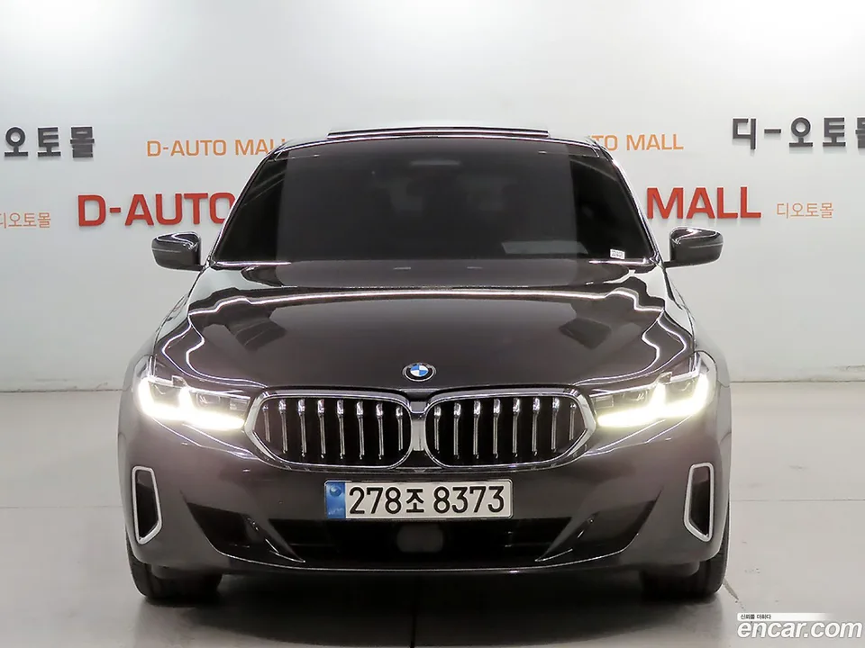 BMW 6 Series GT 630i xDrive 2022 — миниатюра 3