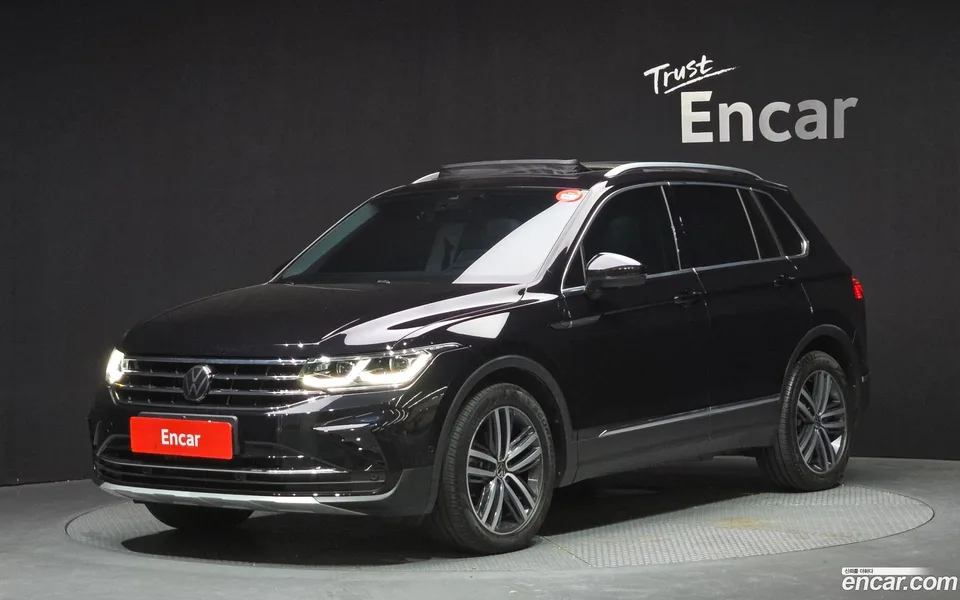 Volkswagen Tiguan 2.0 TDI 2023 — фото 1, купить с доставкой в Москву