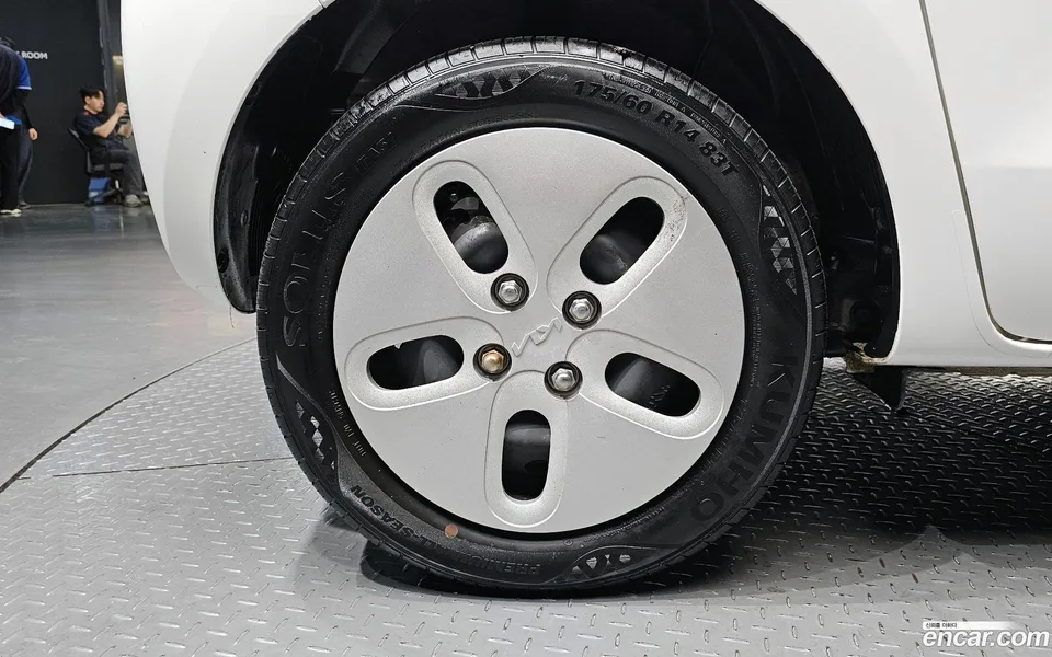 Kia Ray EV 2024 — миниатюра 2