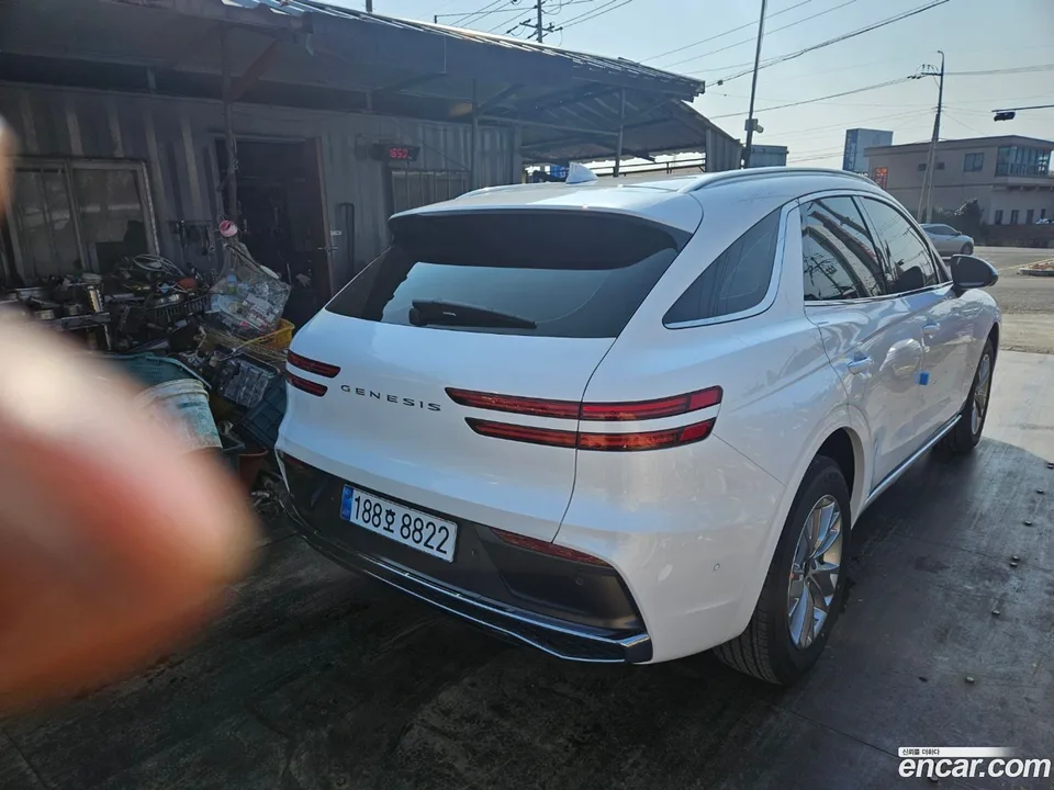 Genesis GV70 2.5T 2WD 2026 — миниатюра 4