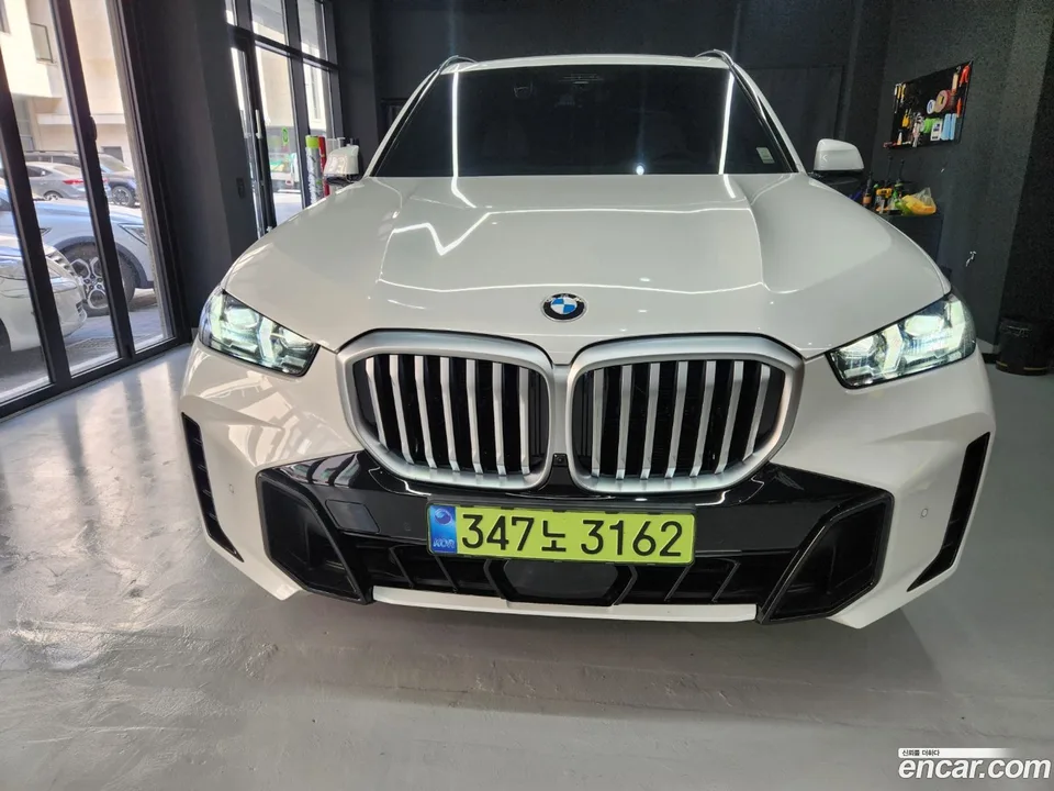 BMW X5 xDrive 40i M 2026 — миниатюра 3