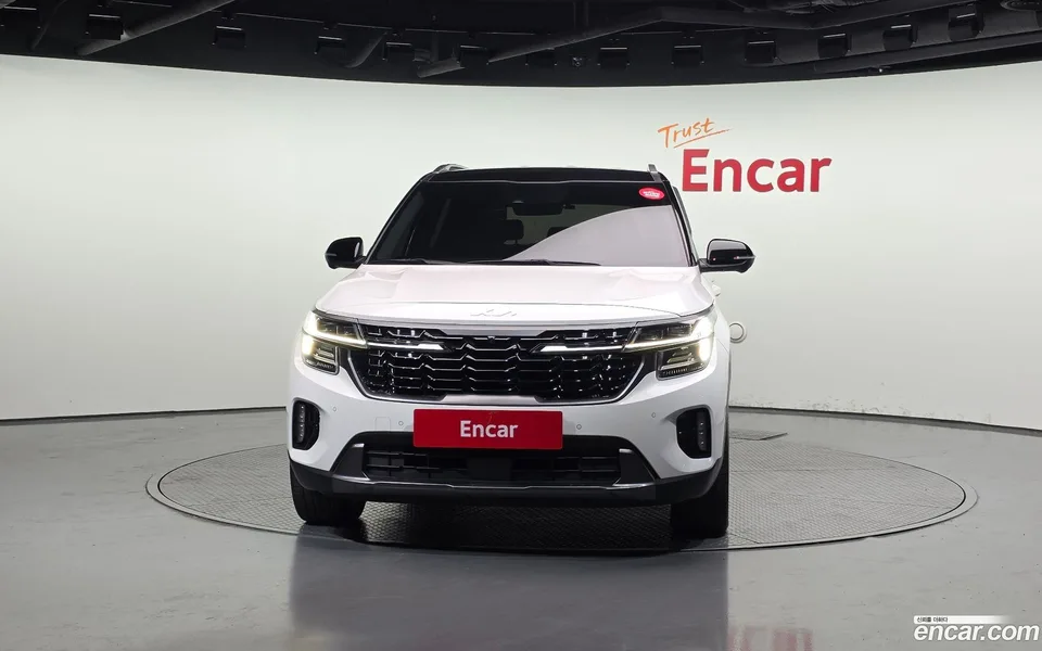 Kia Seltos 1.6 2WD 2023 — миниатюра 3