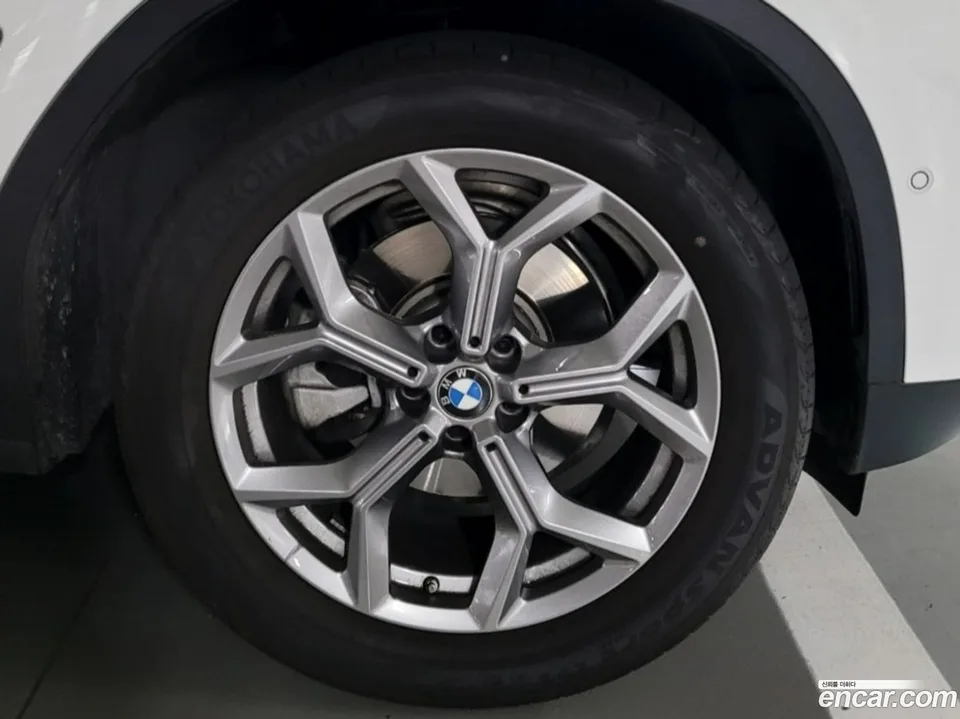 BMW X4 xDrive20i xLine 2024 — миниатюра 2
