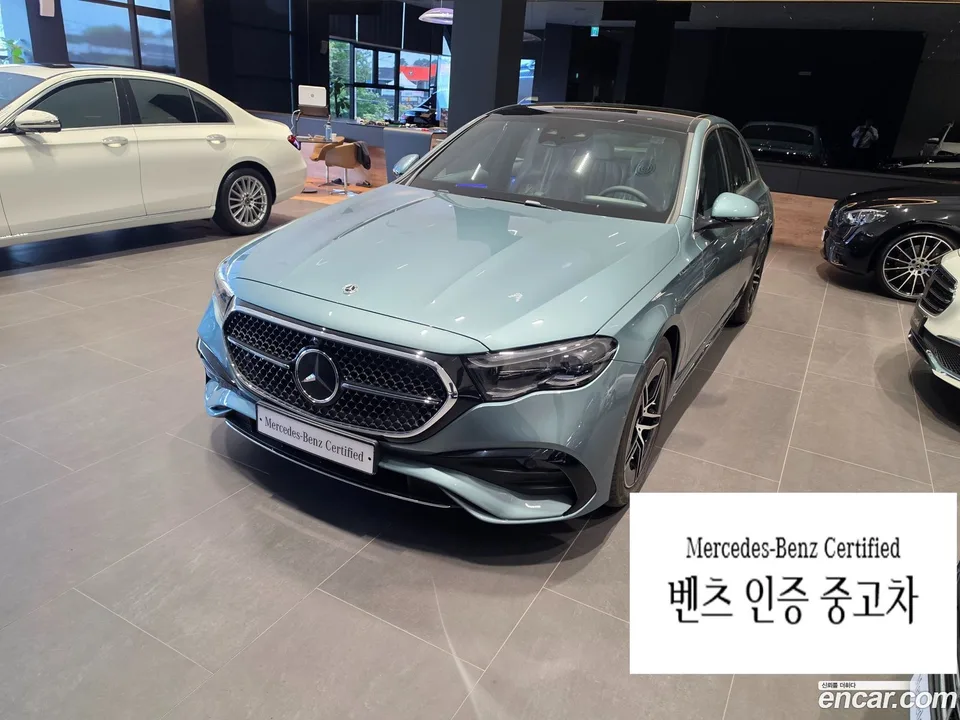 Mercedes-Benz E-Class E300 4MATIC AMG Line 2025 — фото 1, купить с доставкой в Москву