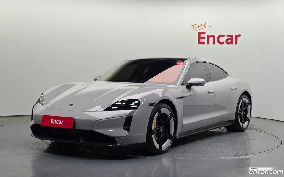 Porsche Taycan S 2024 — фото 1, купить с доставкой в Москву