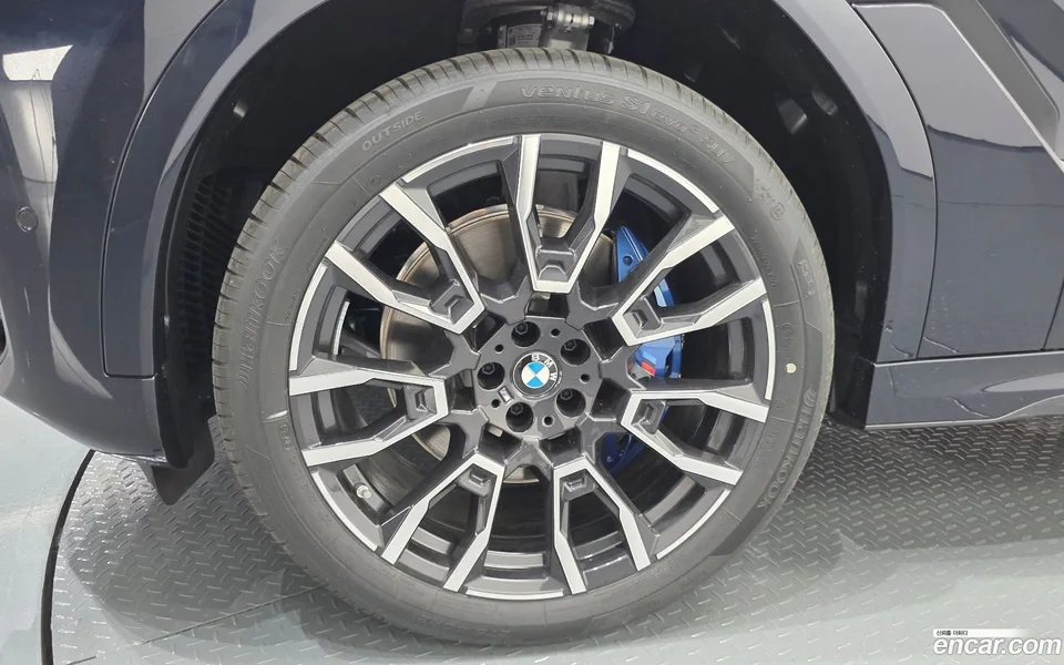BMW X6 xDrive40i M 2026 — миниатюра 5
