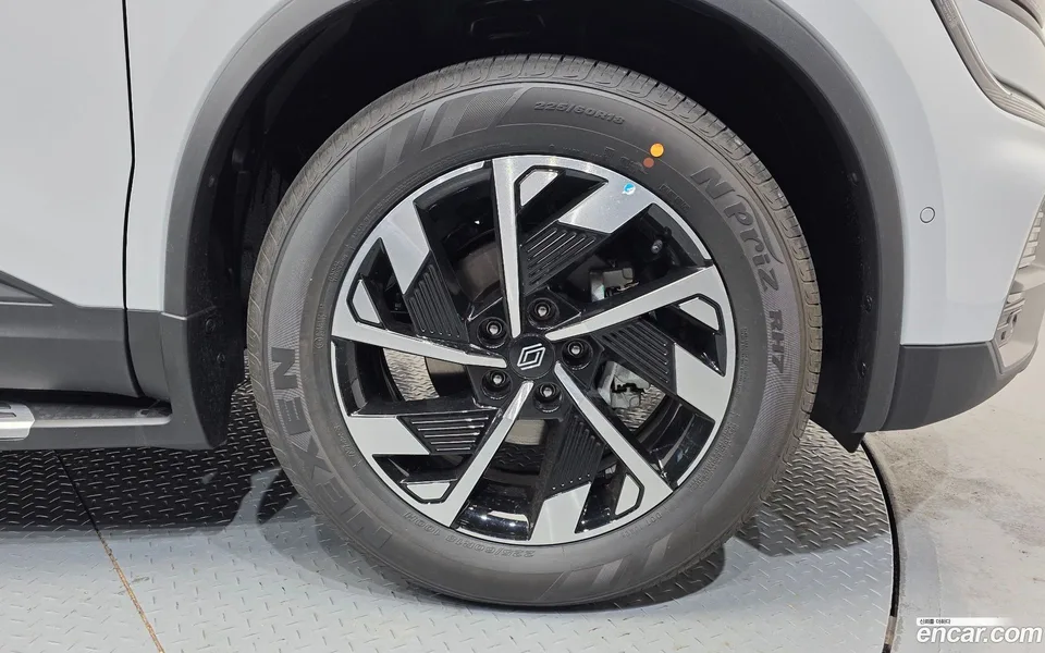 Renault Samsung QM6 2.0 LPe RE 2WD 2026 — миниатюра 5