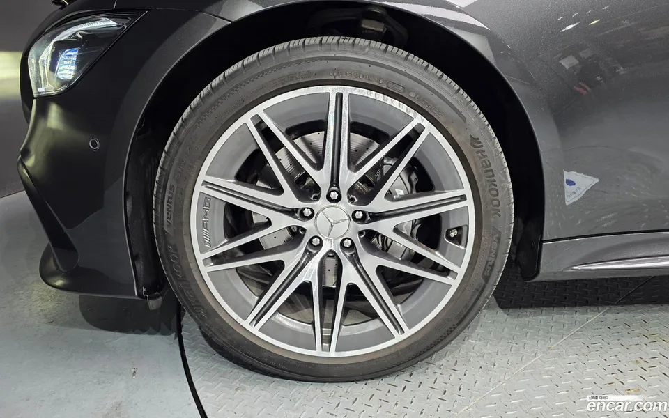 Mercedes-Benz AMG GT 4 43 4MATIC+ 2022 — миниатюра 2