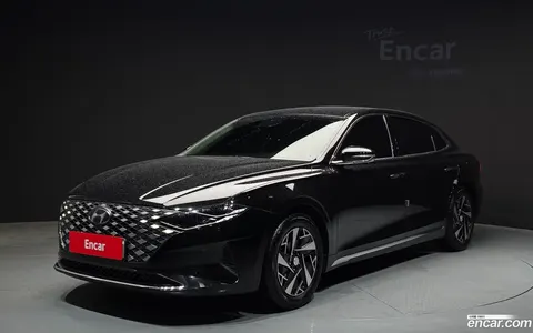 Hyundai Grandeur IG Hybrid 2022 buy in Moscow