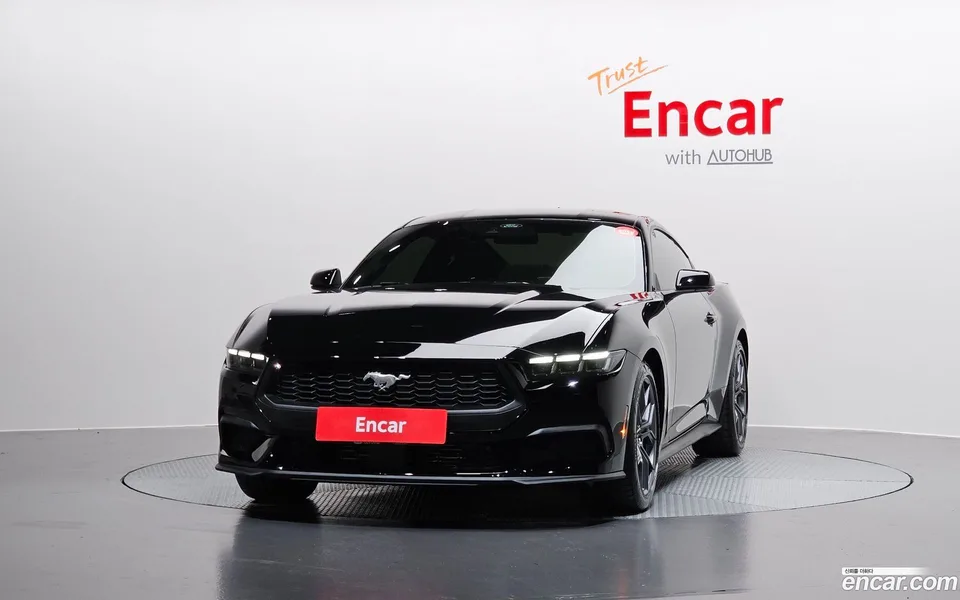 Ford Mustang 2.3 2025 — миниатюра 3