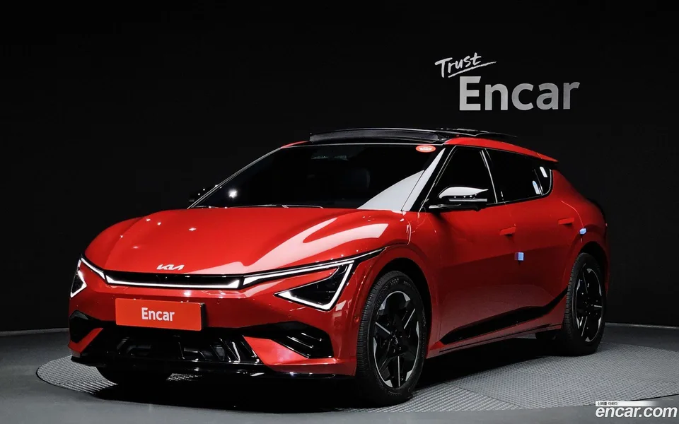 Kia EV6 2WD 2024 — фото 1, купить с доставкой в Москву