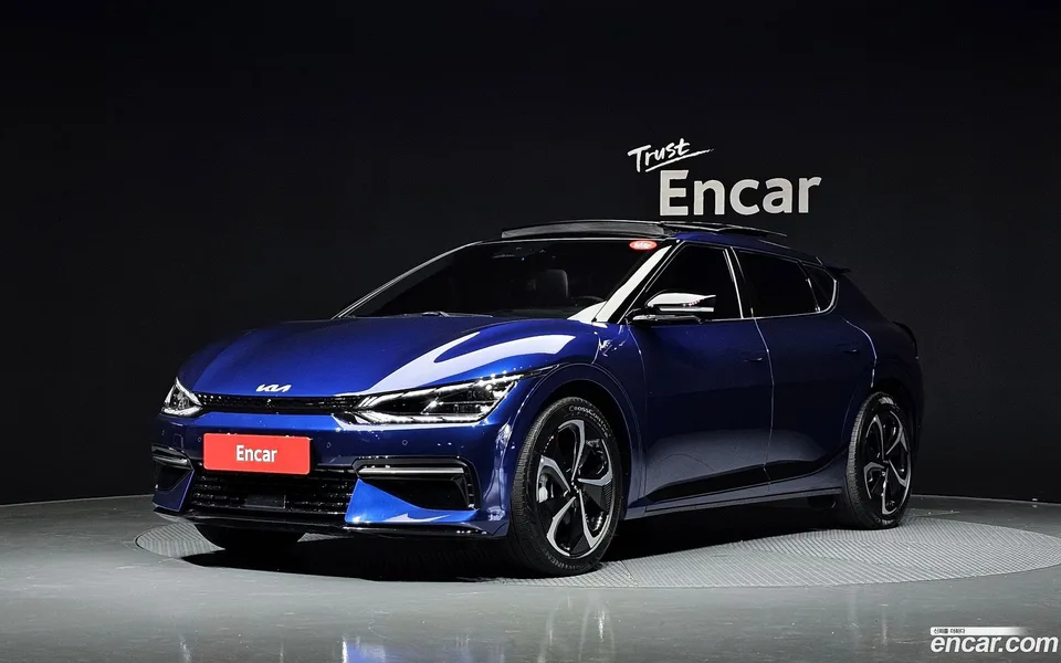 Kia EV6 4WD 2022 — фото 1, купить с доставкой в Москву